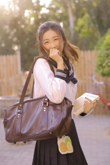 媳妇替老公还债